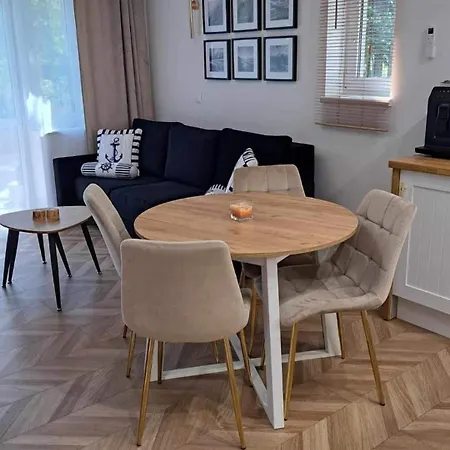 Mewa 2 Apartament W Pobierowie Lägenhet